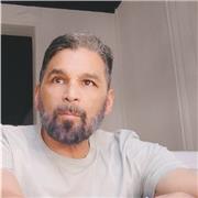 Profesor de ilustración de modas